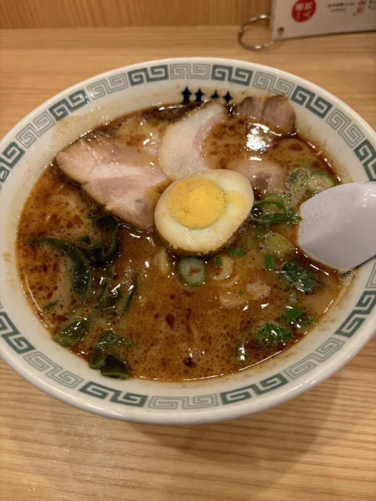 Also featuring Keika Ramen's thin noodles. Thick noodles are delicious, but thin noodles are also really tasty.