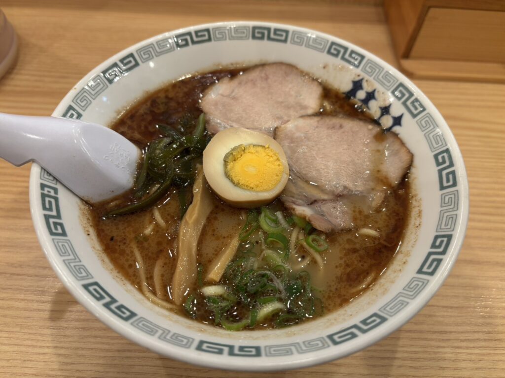 Keika Ramen Kumamoto-style tonkotsu ramen with taro pork in Shimbashi Tokyo