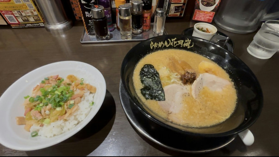 Arashi Genkotsu Ramen (Soy Sauce Flavor) and Garlic Pork Rice Bowl at Kagetsu Arashi in Kanda, Tokyo